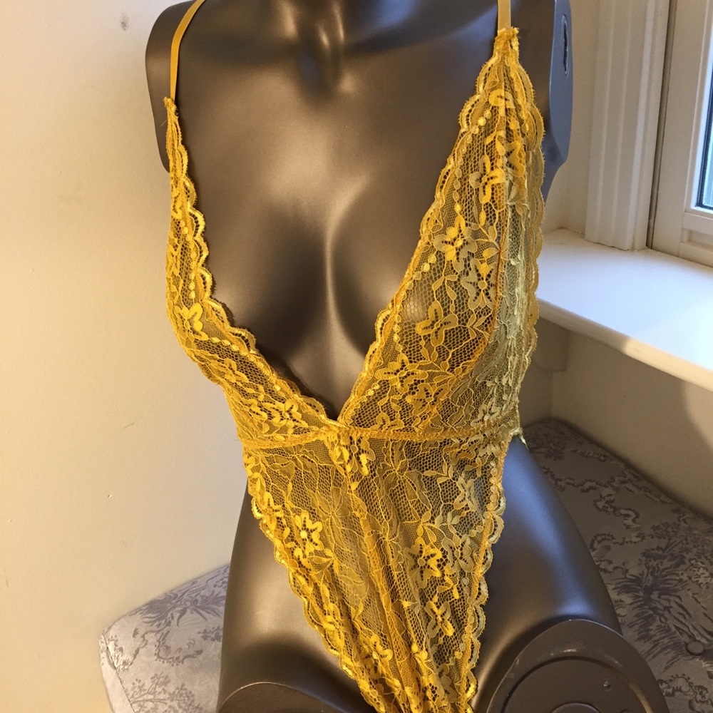 Forever21 Yellow Lace Bodysuit Size S